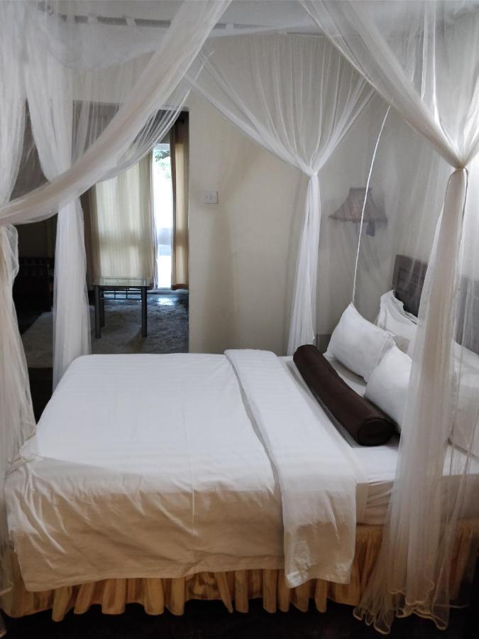 Lake Kariba Inns Сиавонга Экстерьер фото